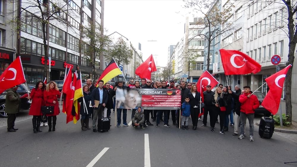 Türk çocuklar gösteri