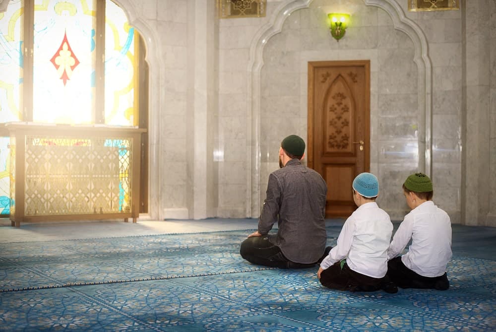 camiler açılıyor