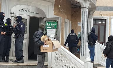 berlin mevlana camiine baskın