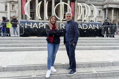 Londra'da Ramazan Işıkları: "Londra’da İlk Defa Ramazanın Ruhunu Hissettim"