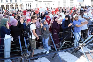 Okullarda Zorunlu Cinsellik Eğitimi Tartışılmaya Devam Ediyor
