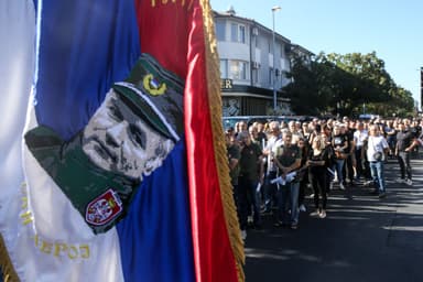Savaş Suçlusu Mladić, Sırbistan’a Devlet Desteğiyle Defnedildi