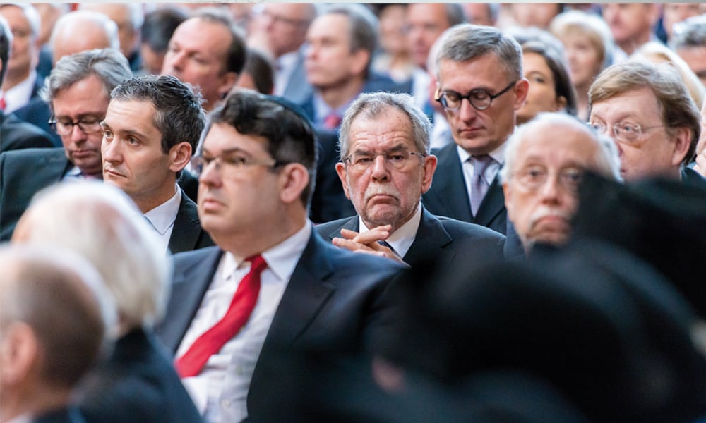 Aşırı Sağcı Devlet Başkanına Ramak Kala