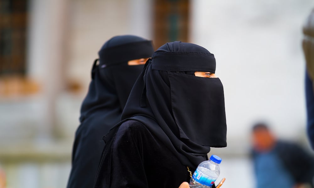 Danimarka Burka ve peçe yasağı