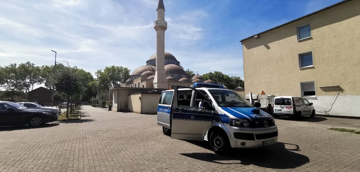 Almanya'da camide bomba ihbarı