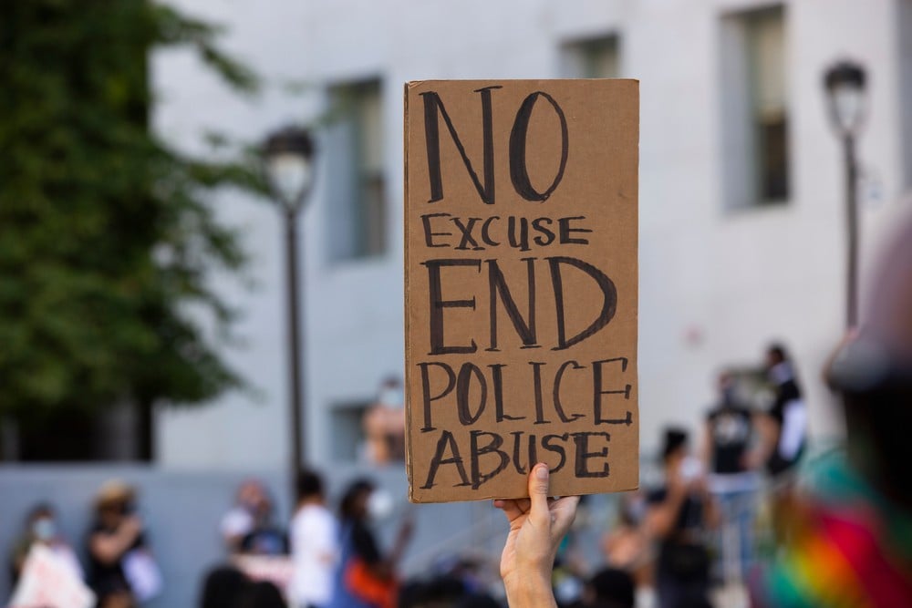 ABD'de polis şiddeti protesto edildi