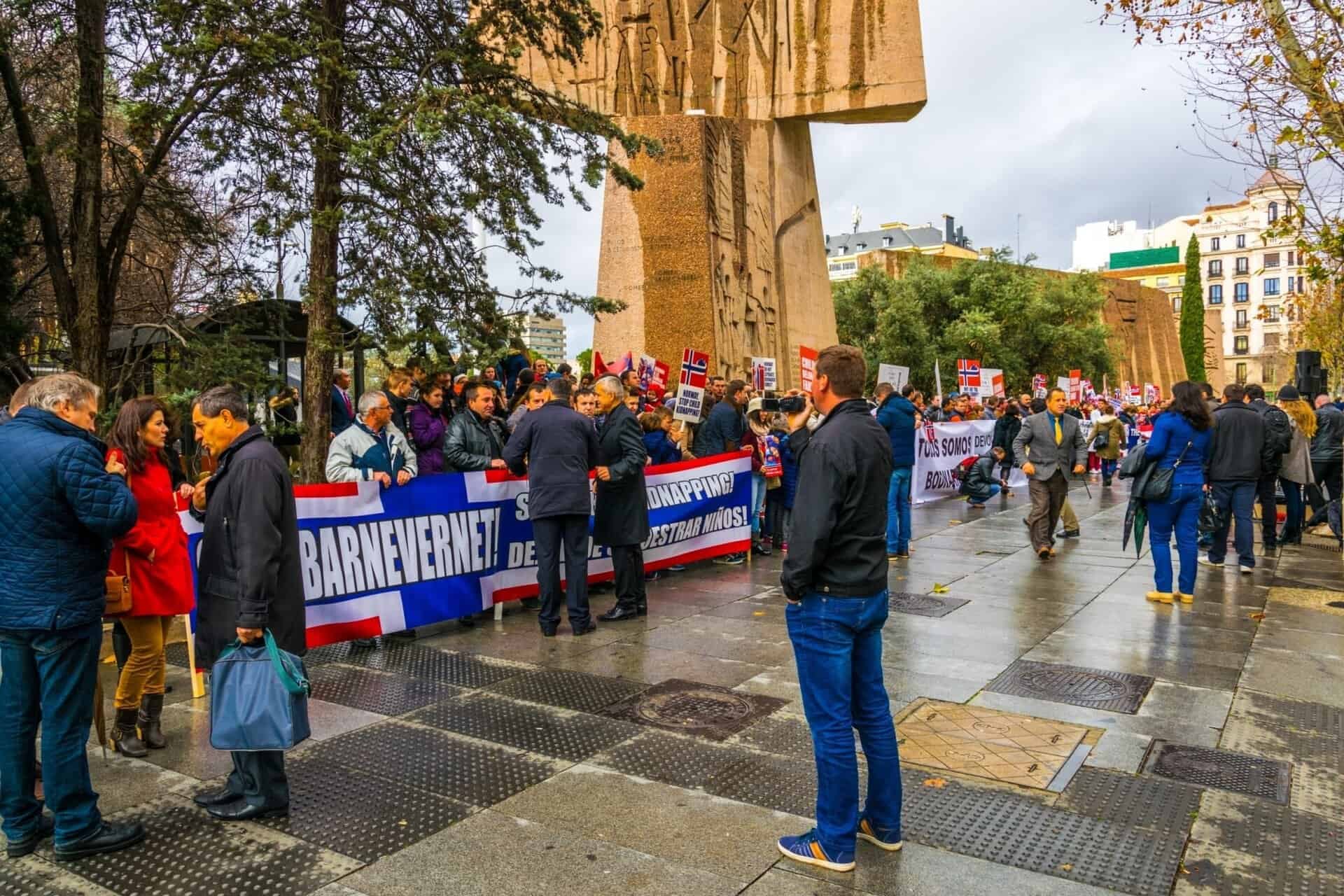 Çocukları Ellerinden Alınan Ailelerin Mağduriyetleri Sürüyor