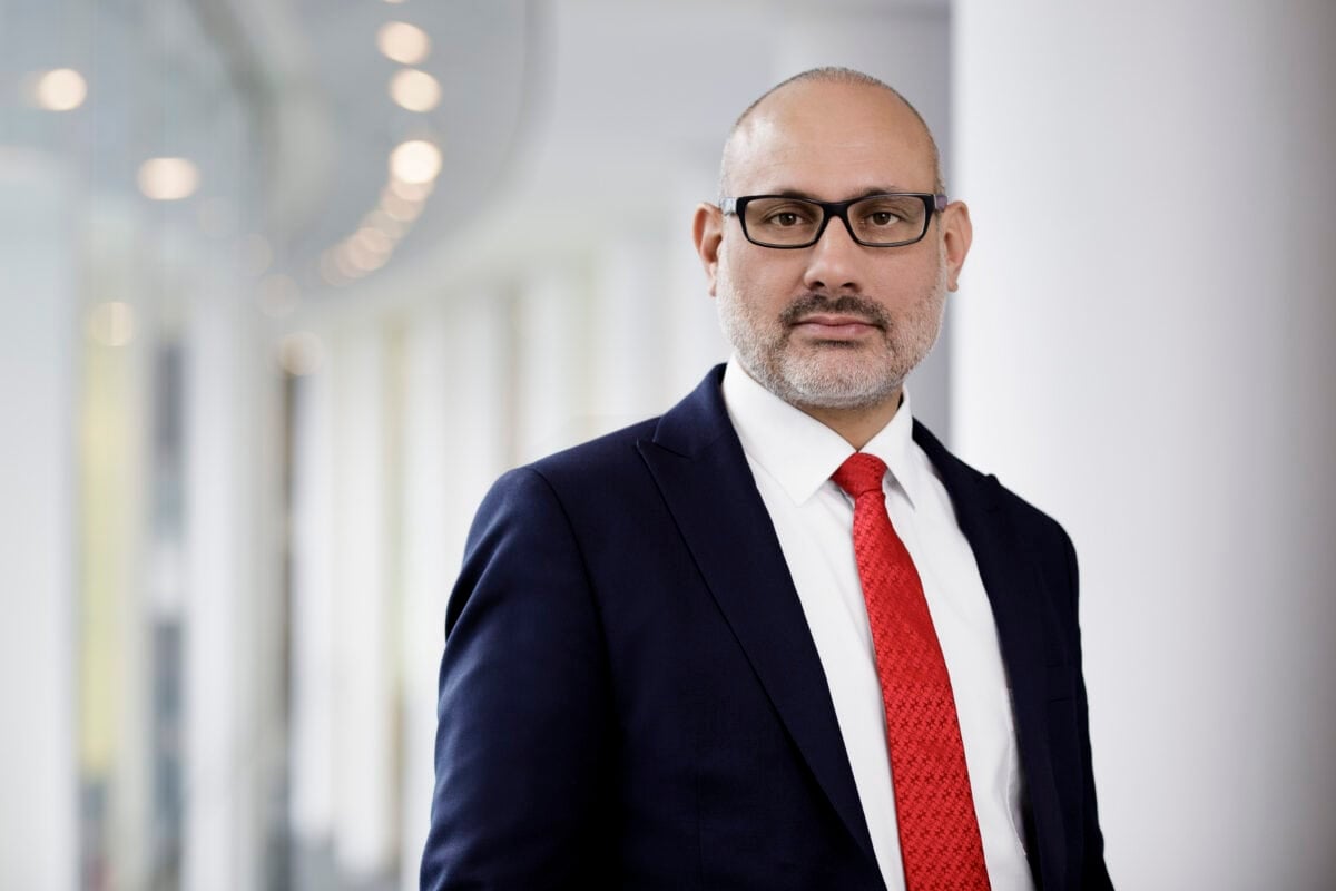 İsmail Ertuğ: “Siyasal Katılım Bilincini ve Buralı Olmak Hissini Çocuklarımıza Aktarmalıyız”