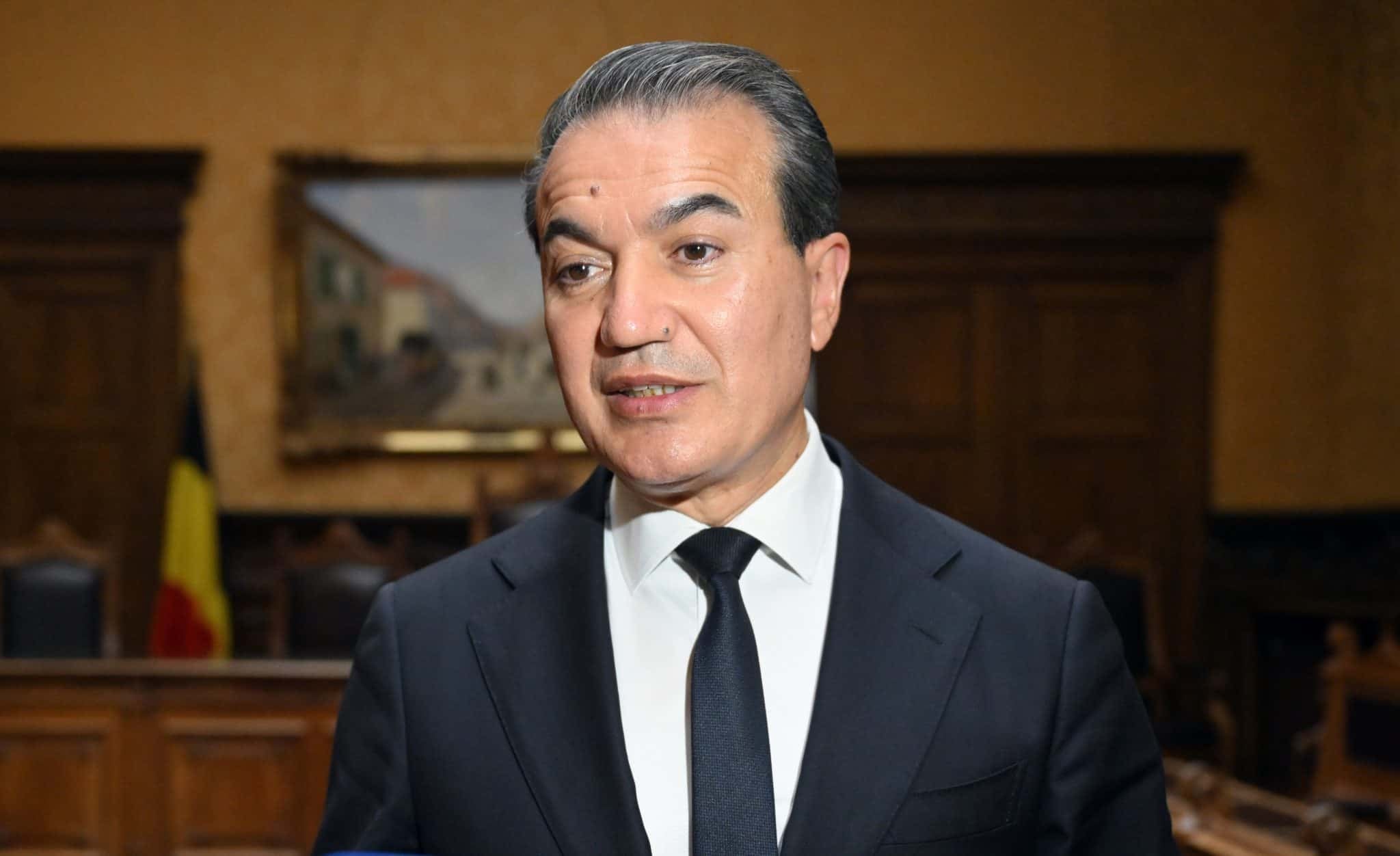 Belçika’da Yerel Seçimler: Emirdağ Asıllı Emir Kır’ın Brüksel’deki Zaferi