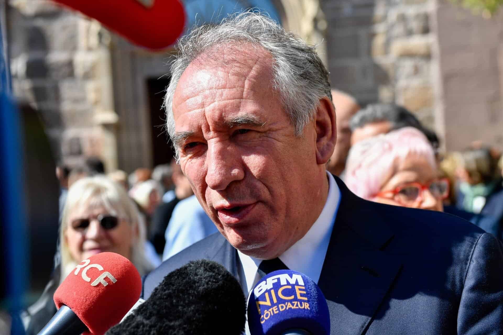 Fransa’nın Olaylı Yeni Başbakanı François Bayrou Kimdir?