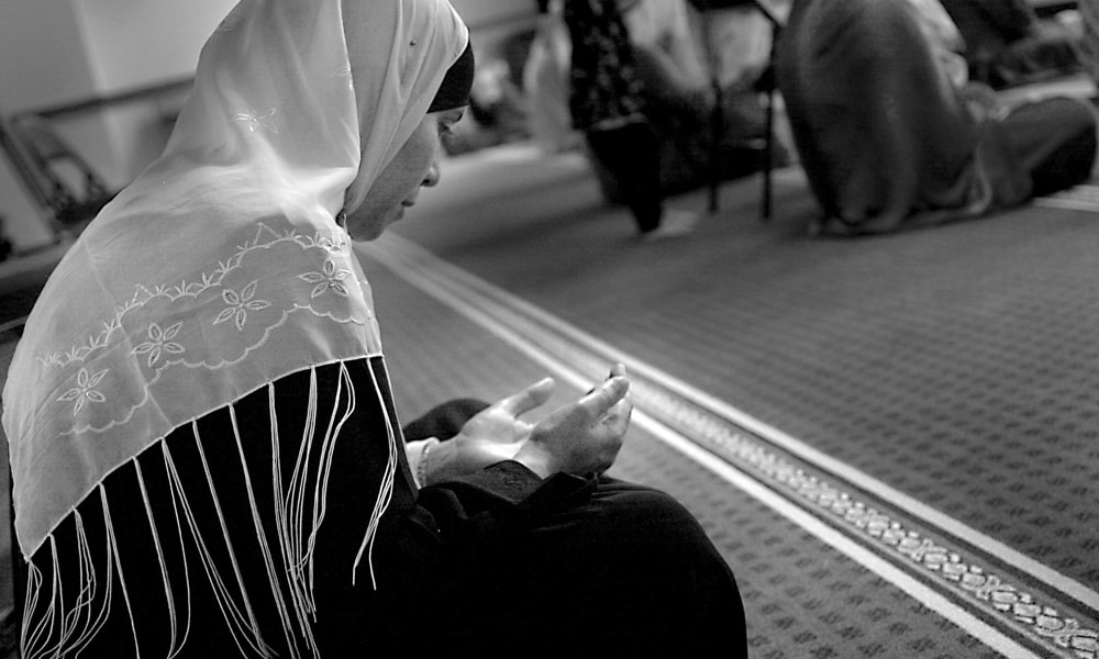 İslam Düşmanlığı Pençesinde “Unutulmuş Kadınlar“