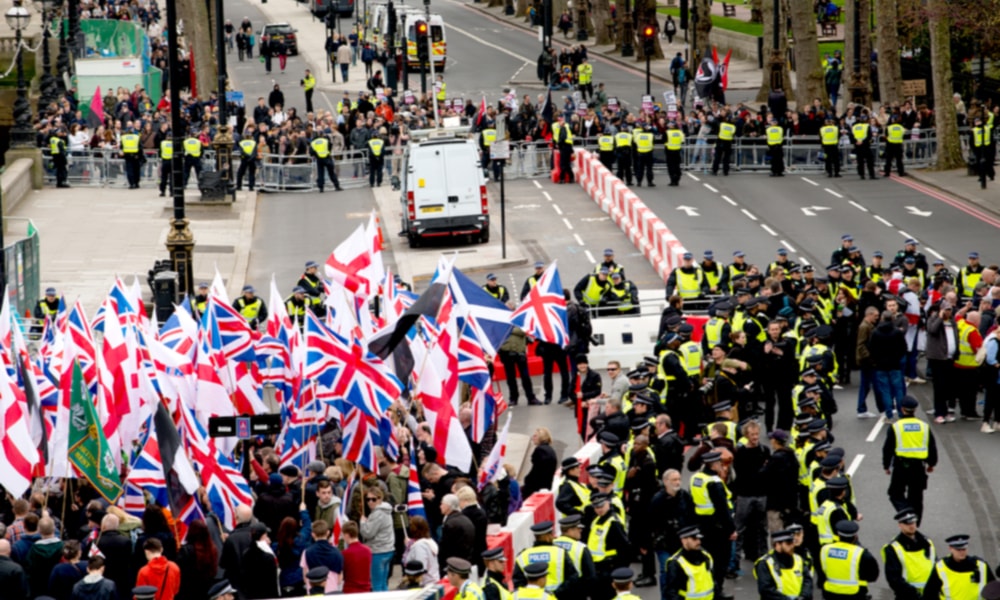 Önce Britanya Briain First hapis cezası