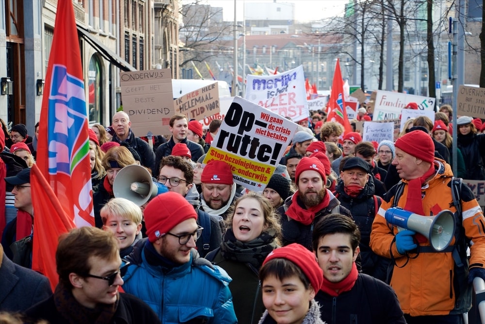 Hollanda protesto