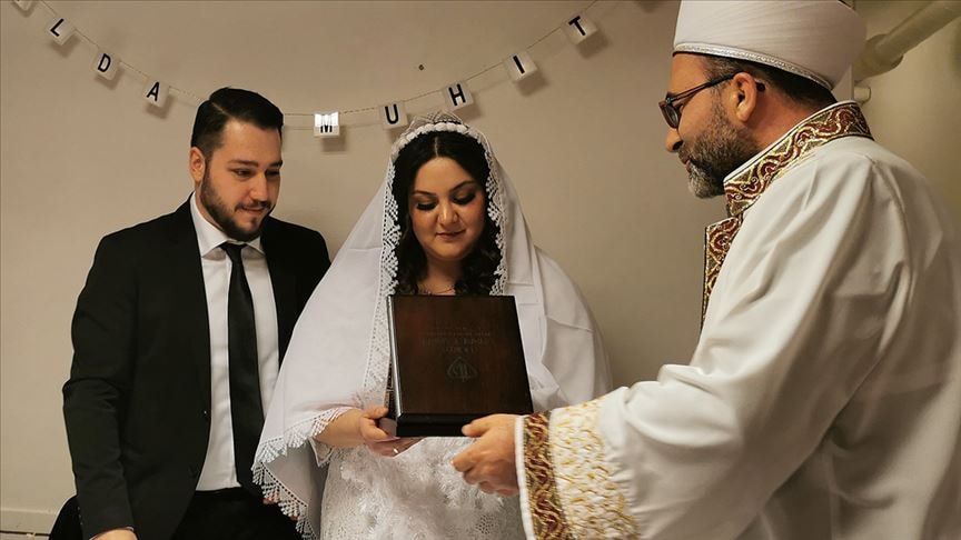 Danimarka’da İmamlara Resmi Nikah Kıyma Yetkisi