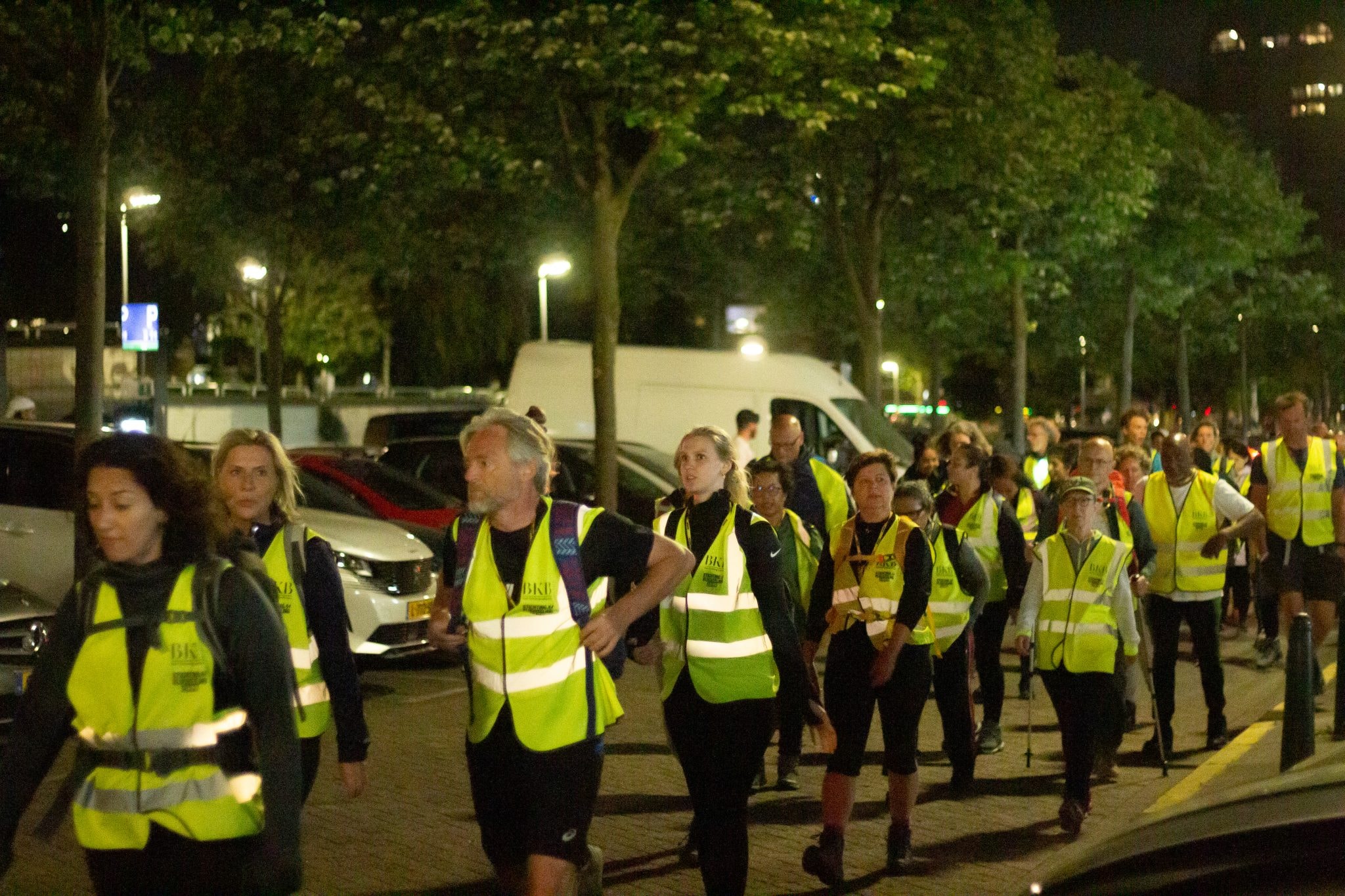 Hollanda’da Binlerce Kişi Mültecilere Destek İçin 40 Kilometre Yürüdü