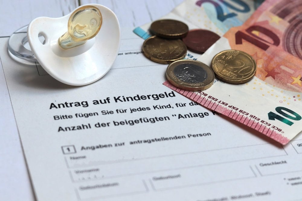 “AB Vatandaşlarına İlk Üç Ay Çocuk Parası Yasağı AB Kanunlarına Aykırı”