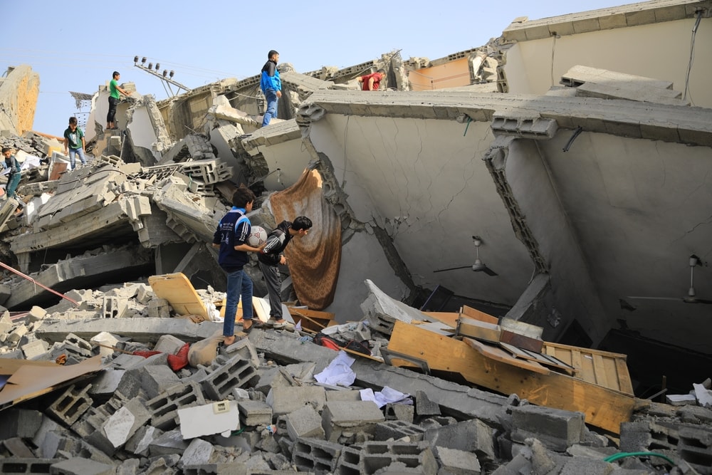 türkiyede deprem gurbetçiler evlerini açtı