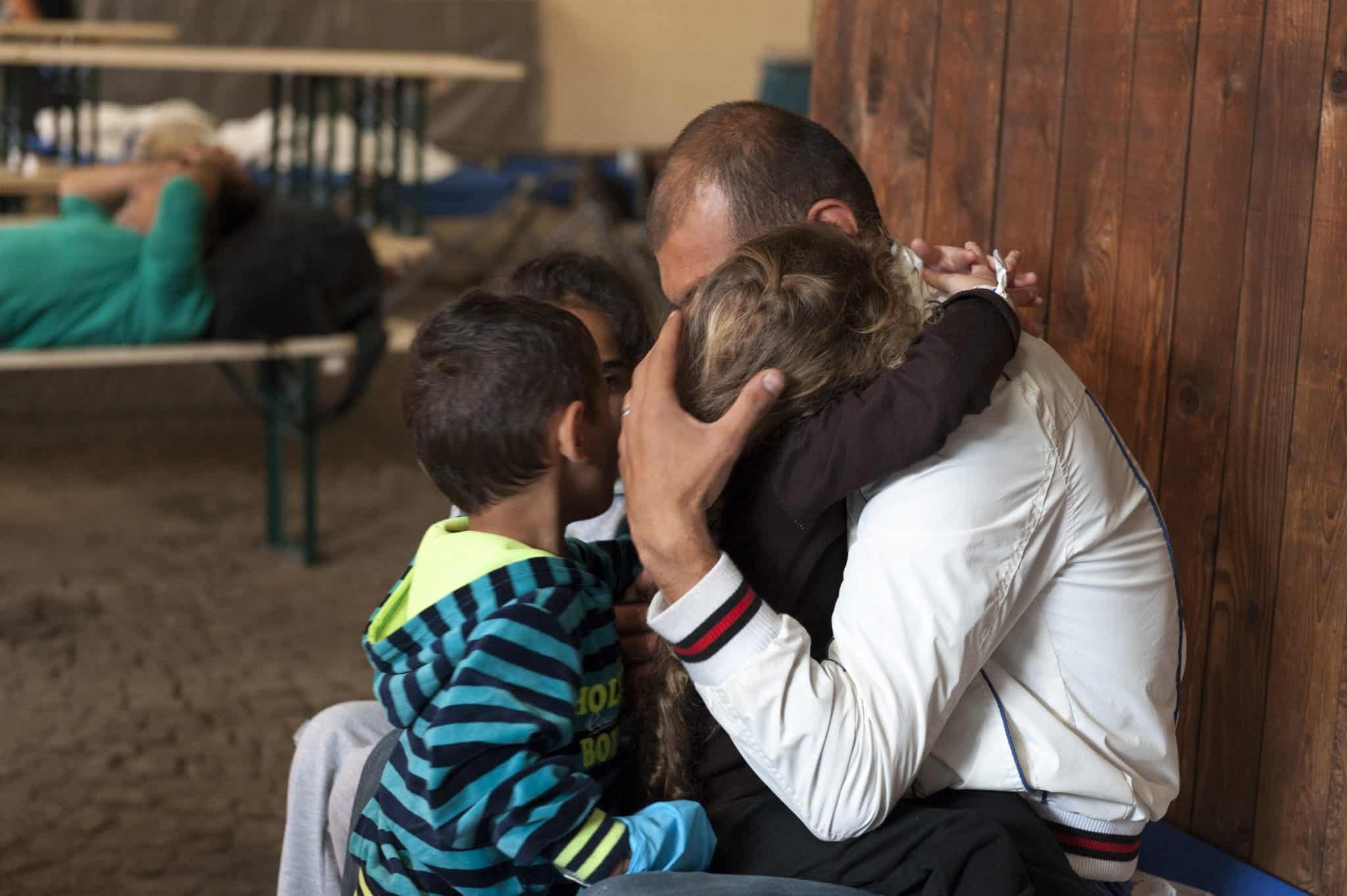 Almanya, Mültecilerin Aile Birleşimini İki Yıl Süreyle Askıya Aldı