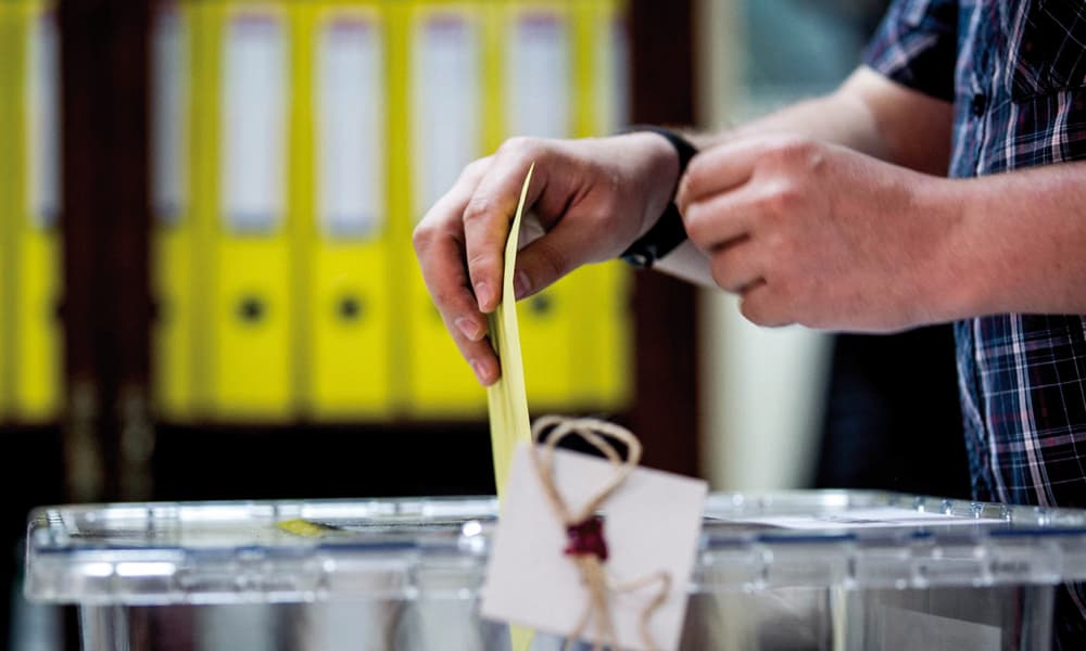 İsviçre'de Yapılan "Aşı Sertifikası Zorunluluğu" Referandumu Sonuçlandı