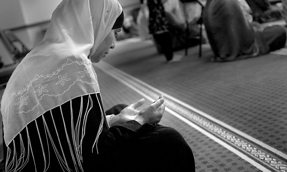 İslam Düşmanlığı Pençesinde “Unutulmuş Kadınlar“