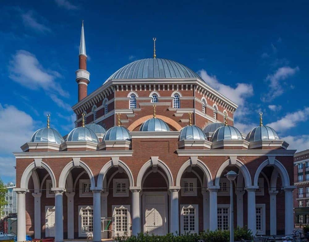 Amsterdam Ayasofya Camii’ne Saldırı