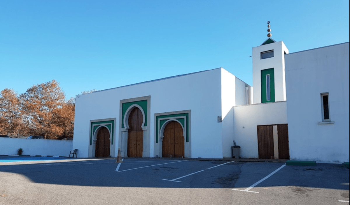 Fransa’da Hedefe Konulan Müslümanlar ve Cami Saldırısı