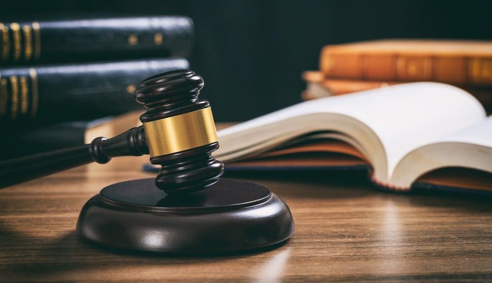 İngiltere'de Müezzini Bıçaklayan Saldırgan, 11 Yıl Hapse Mahkum Edildi