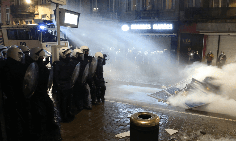 Belçika'da “Gözaltında Ölen Afrikalı Genç” Protestosunda Arbede Çıktı