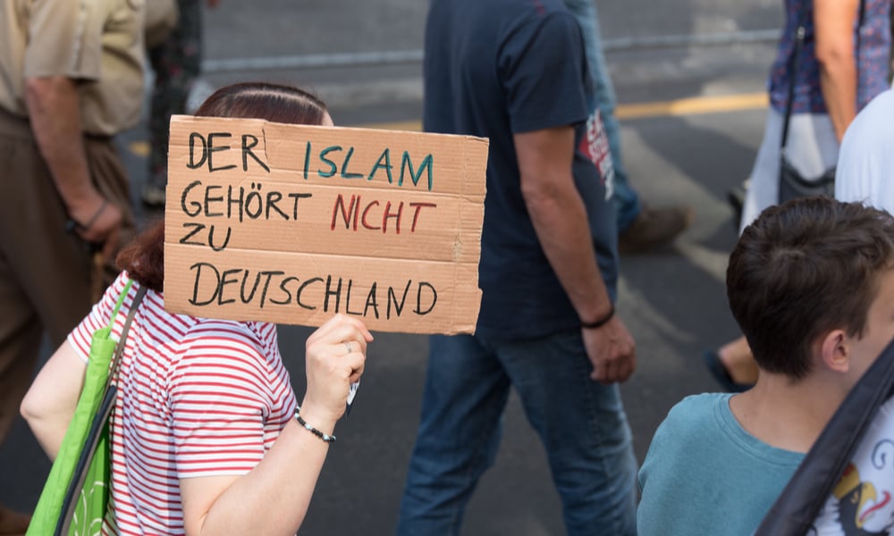 “Medya ve Siyaset, İslam’a Yönelik Irkçılık ve Ayrımcılığı Normalleştirdi”