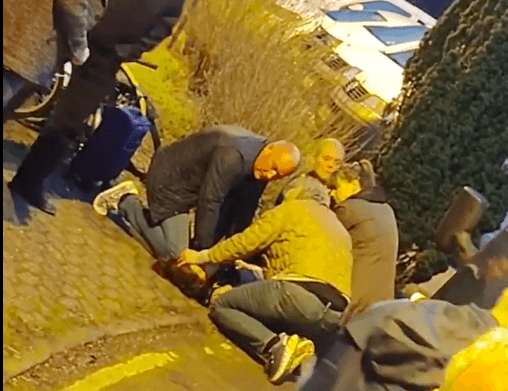 Danimarka'da Sınır Dışı Edilen 2 Çocuklu Anneye Şiddet Tepki Çekti