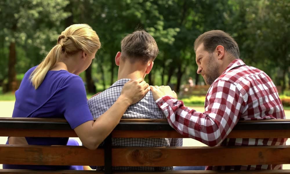 Avrupalı Gençler Ailelerinin Yanından Ne Zaman Ayrılıyor?