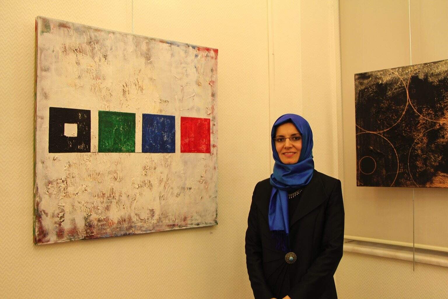 Betül Burnaz: “İslam Dünya Üzerindeki Her Yere Aittir”