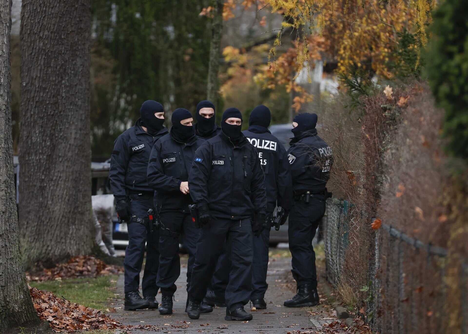 Almanya’da Darbe Hazırlığındaki Terörist Gruba Polis Baskınları