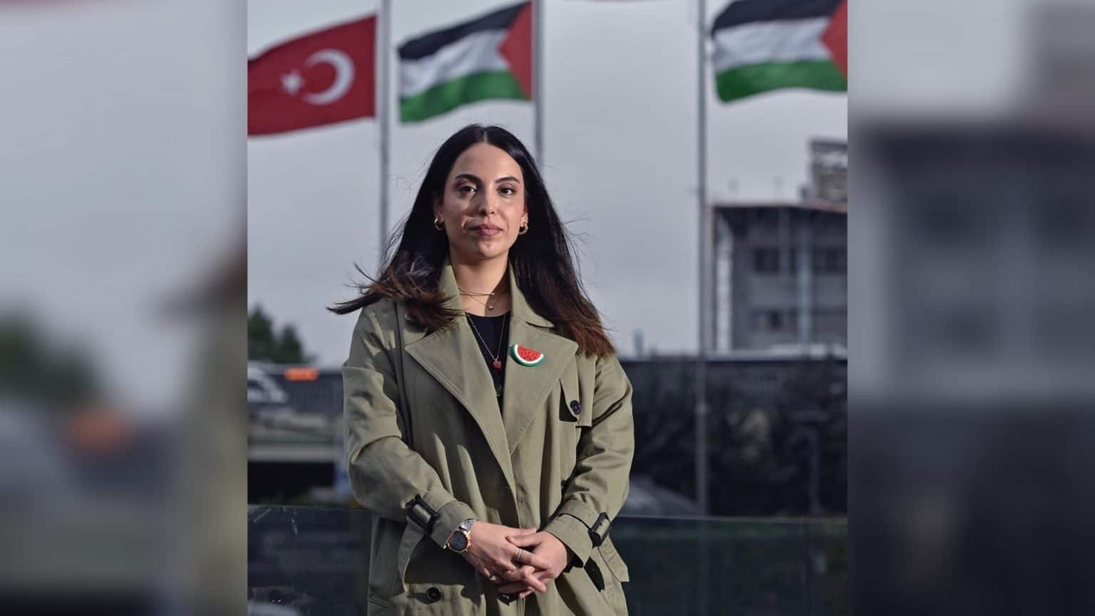 “Tiyatro, Hakikati Aktarmak İçin Mükemmel Bir Araç”
