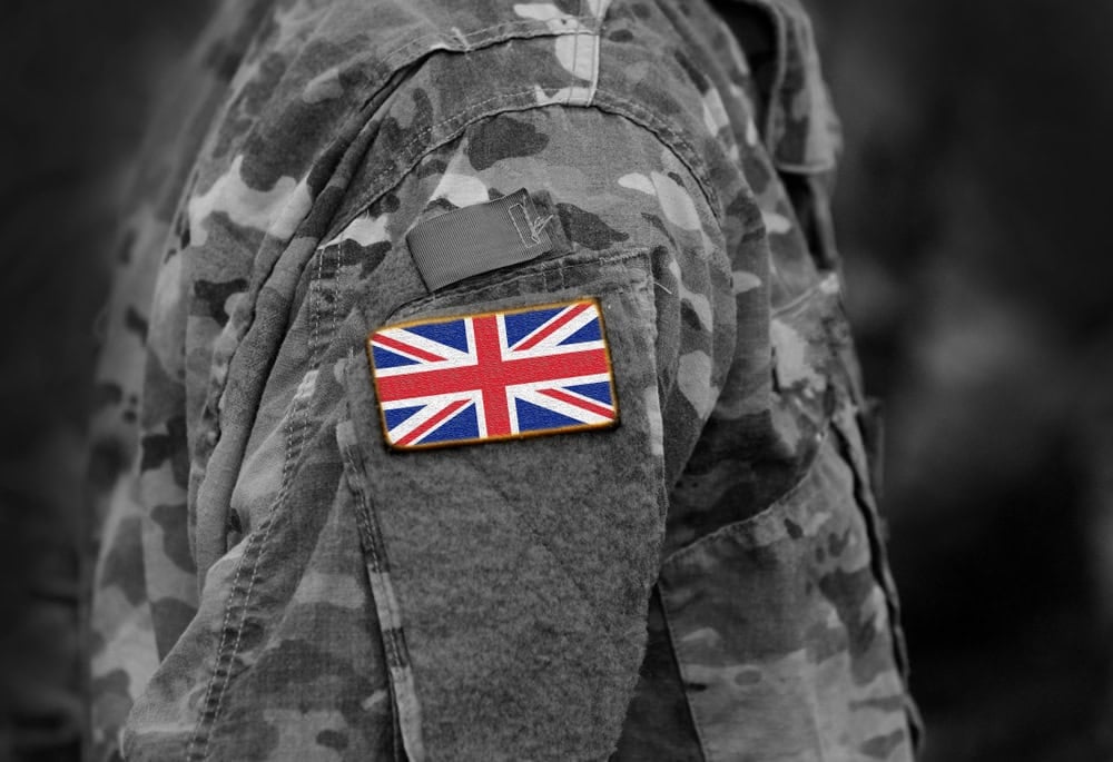 Birleşik Krallık Özel Kuvvetleri (UKSF) askerlerinin Afganistan’da yargısız infazlara karıştığına dair tanıklıklar ilk kez kamuoyuyla paylaşıldı. Eski askerlerin itirafları, savaş suçlarının sistematik şekilde işlendiğini ve üst düzey yetkililerce örtbas edildiğini ortaya koyuyor.