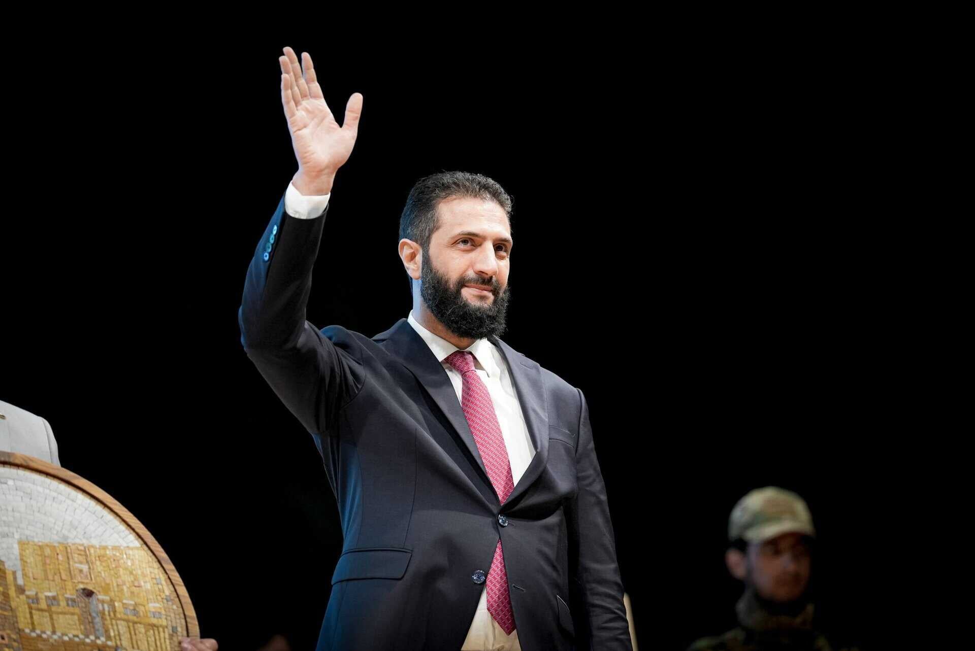 Golan Tepeleri’nin ilk kez Suriye haritalarının dışında bırakılması, onlarca yıllık bir egemenlik anlatısının askıya alındığını düşündürüyor. Üstelik bu haritalar, ABD’nin Sezar yaptırımlarını kaldırdığı günlerde paylaşıldı.