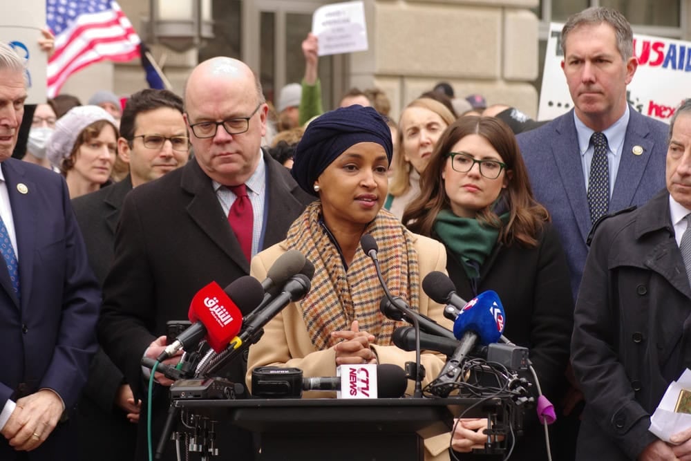 Ilhan Omar Donald Trump ABD Amerika Somali göç aidiyet kimlik
