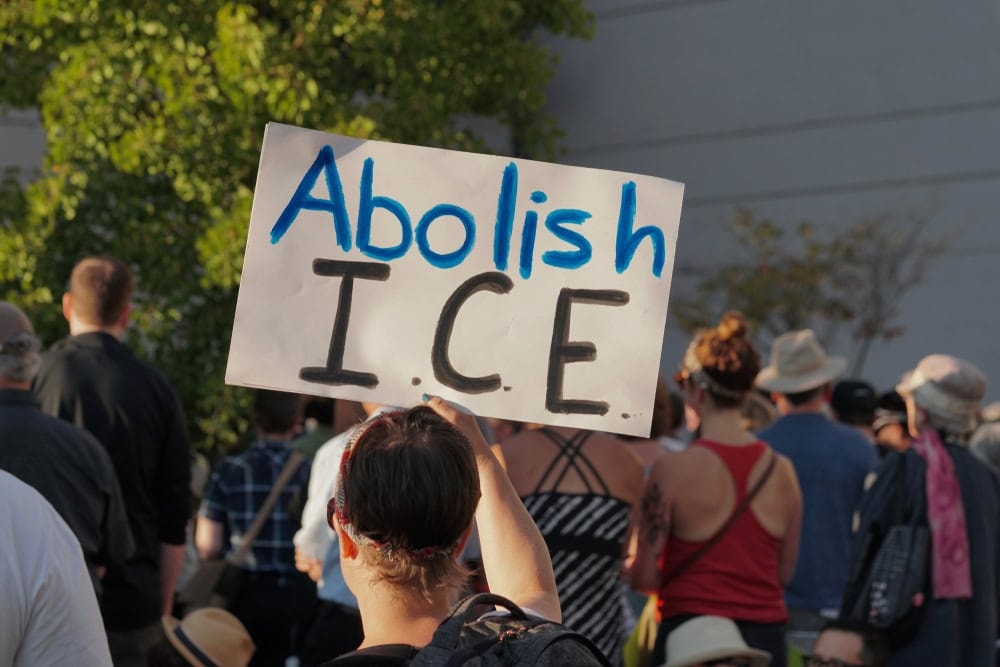 ICE Trump ABD Amerika zor güç şiddet göç Epstein 11 Eylül