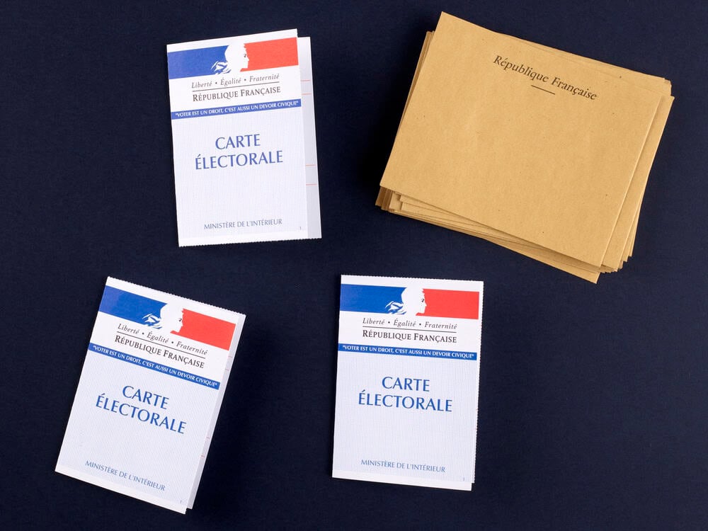 Fransa seçim yerel belediye seçimler aşırı sağ macron