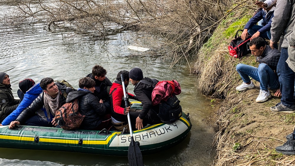frontex ab avrupa birliği düzensiz göç geçişler göç mülteci iltica geri dönüş merkezleri pakt