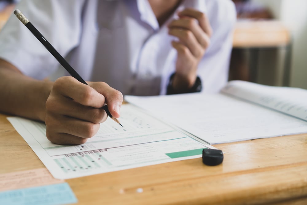 PISA 2025 eğitim okul akademi başarı sınav test avrupa fransa OECD Türkiye