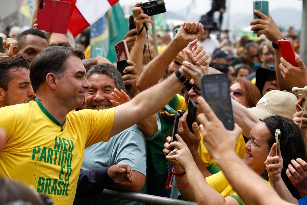 Brezilya aşırı sağ Latin Amerika popülist sağ Flávio Bolsonaro Luiz Inácio Lula da Silva