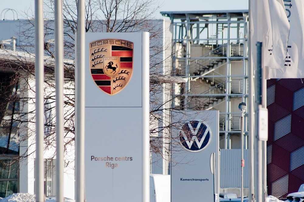 Volkswagen VW Porsche Audi otomotiv endüstrisi Almanya Alman ekonomisi araba elektrikli otomobiller