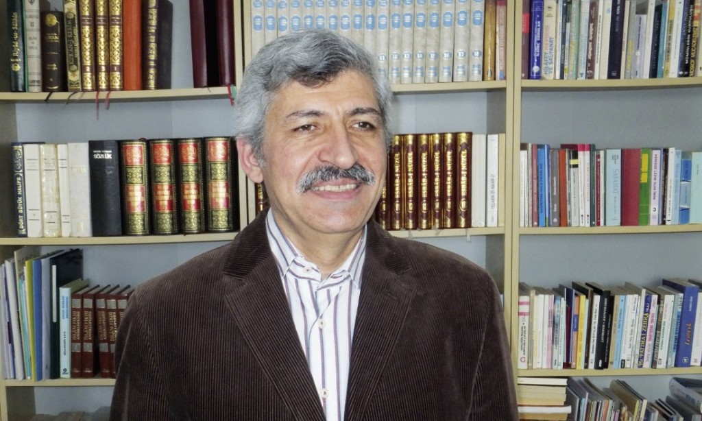 “Müslüman Mahkûmlar Hapishanede Tamamen Yalnızlar”