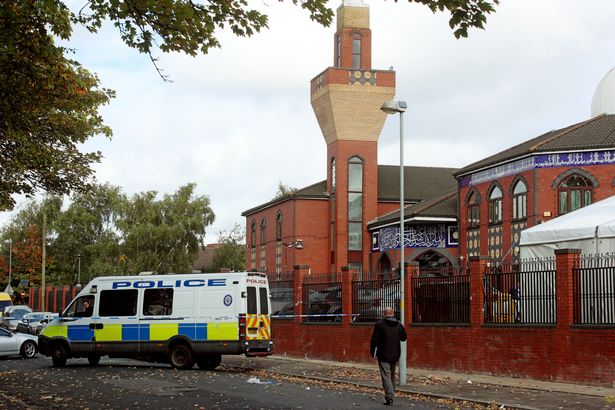 Birmingham'da camiye giden çocuğa bıçaklı saldırı