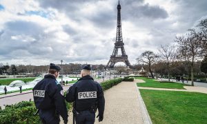 Fransa: Daha Fazla Güvenlik, Daha Az Özgürlük