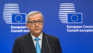 AB Komisyonu Başkanı Juncker: “Almanya’daki Mülteci Anlaşması AB Yasalarıyla Uyumlu Gözüküyor”