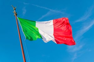 İtalya’nın Napoli Kentinde Sokağa Çıkma Yasağı Olaylı Başladı