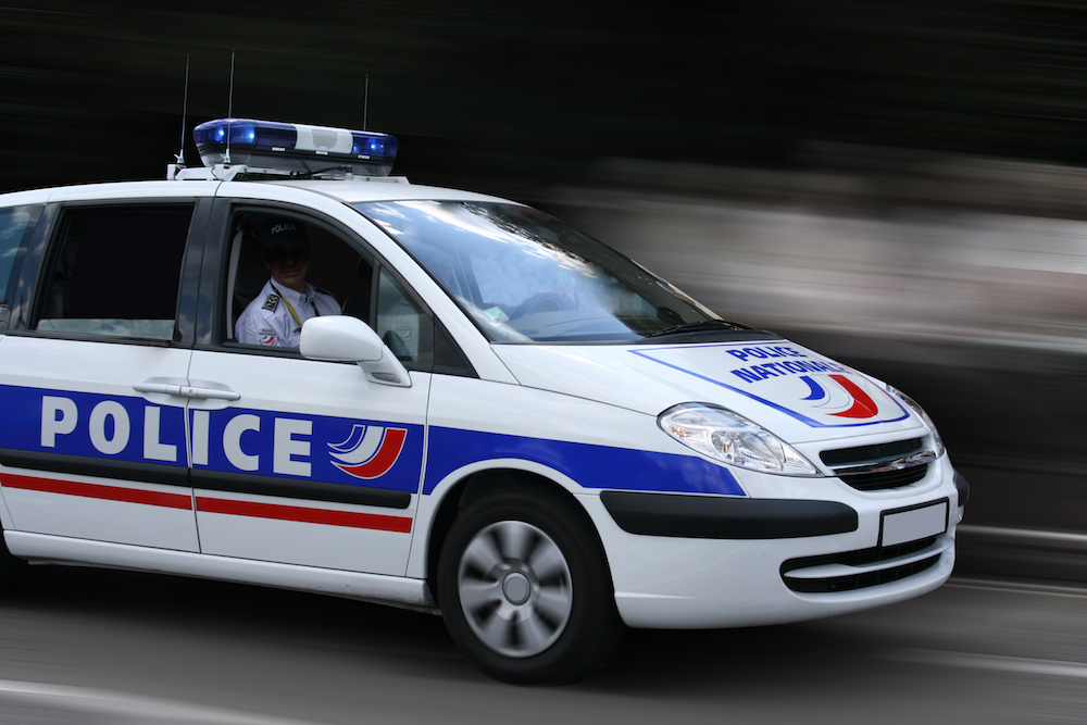 Fransa polis ırkçı saldırı