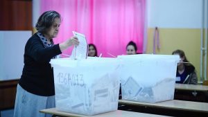 Seçimlerde Usulsüzlük Yapıldığı İddiasıyla Srebrenitsa ve Tuzla Şehirlerinde Operasyonlar Düzenlendi